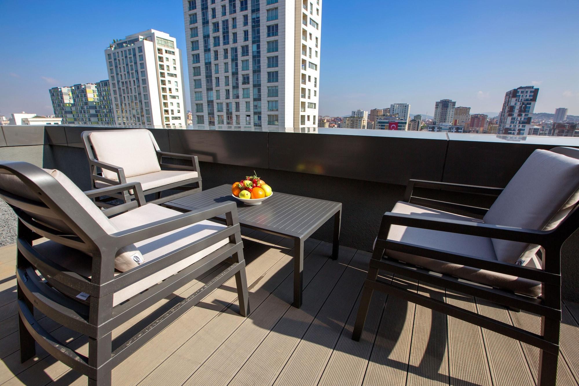 Park Inn By Radisson Istanbul Atasehir Exterior foto