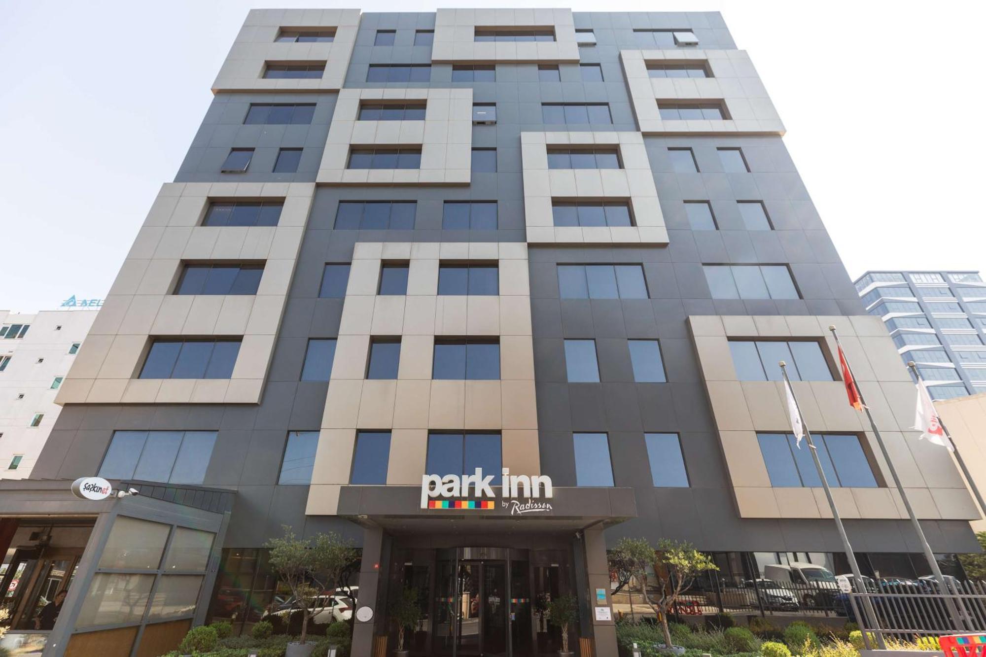 Park Inn By Radisson Istanbul Atasehir Exterior foto