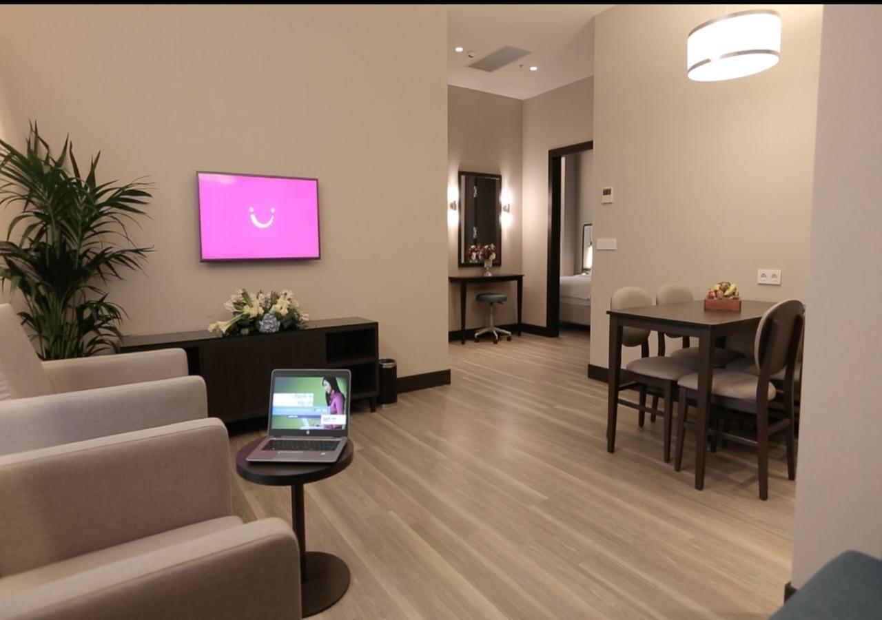 Park Inn By Radisson Istanbul Atasehir Exterior foto